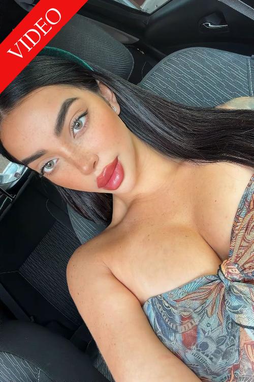 Ibiza tops - Escorts - VICTORIA